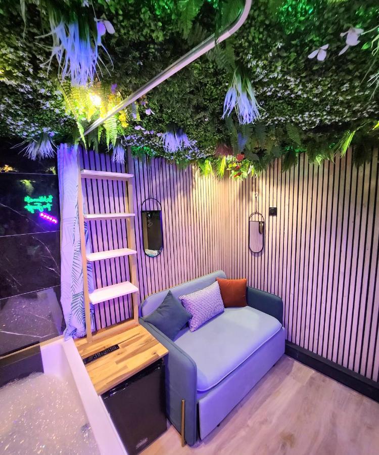 Jungle House Avec Jacuzzi A 10 Min De Disneyland -Taille Chambre- Conde-Sainte-Libiaire Экстерьер фото